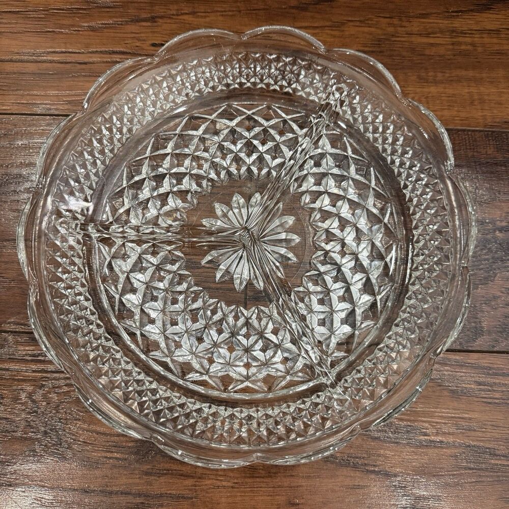 Anchor Hocking Wexford 3 Divider Relish Tray Party Glass Scalloped Edge Vtg, E6